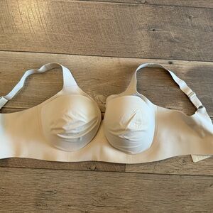 Evelyn & Bobbie Starlette Plunge Bra NWOT Size L